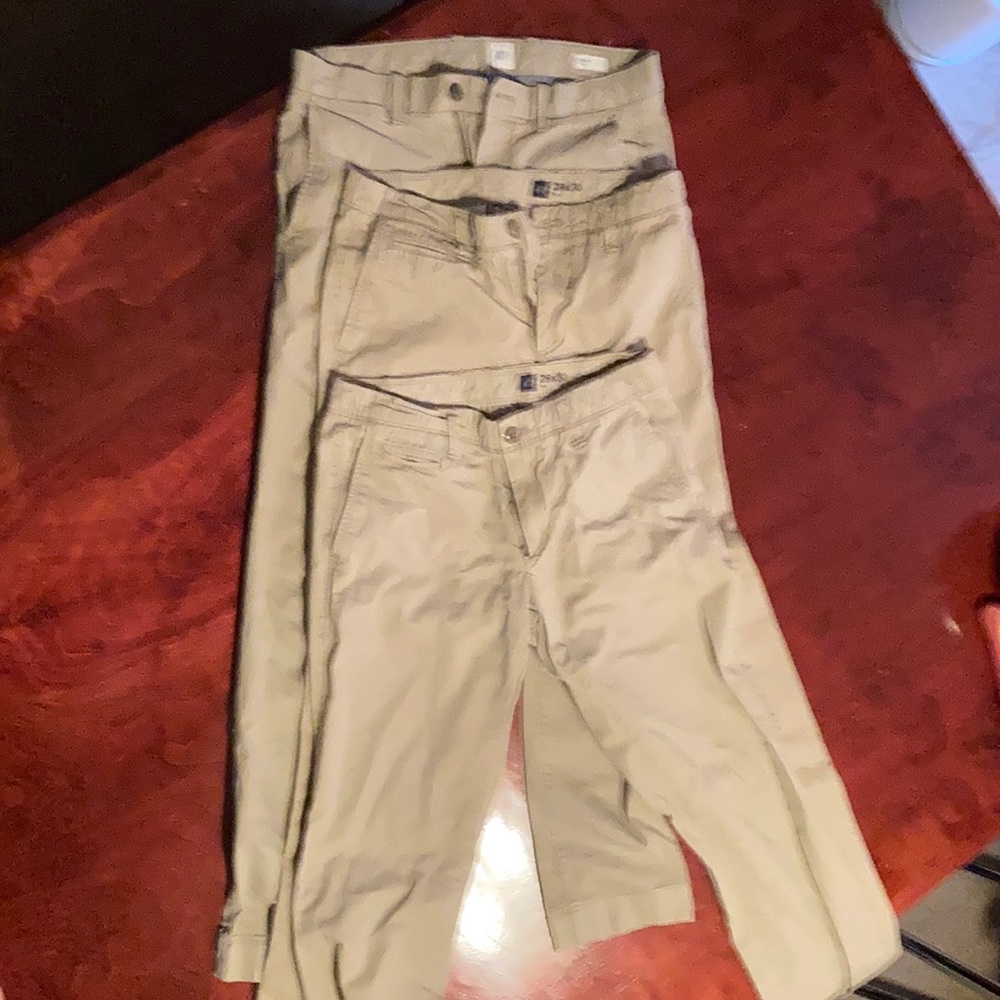 Boys GAP khakis 28x30 slim barely worn qty:3